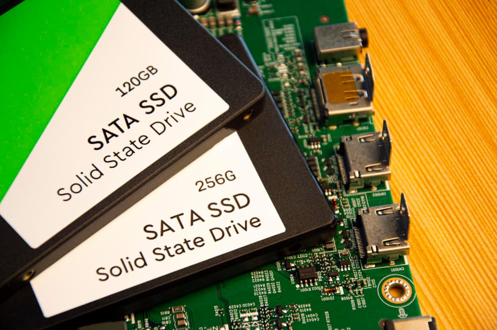 SATA vs SAS: Which Storage Solution Is Best for You in 2026?