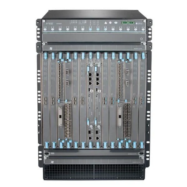 SRX5800 base model includes chassis, midplane, SRX5K-RE-1800X4, 2xSRX5K-SCBE, 2xAC HC PEM, 2X HC fan tray, Supported by Junos 12.1X47-D15 onwards